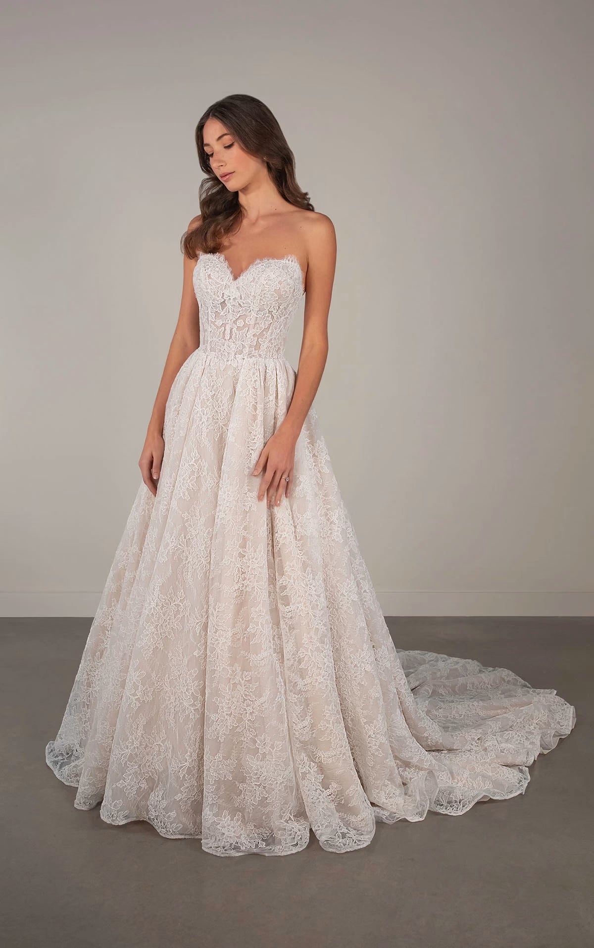 Essense of Australia Style Rosalie