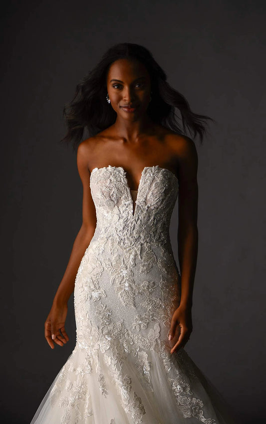 Martina Liana 1211 Sample Sale