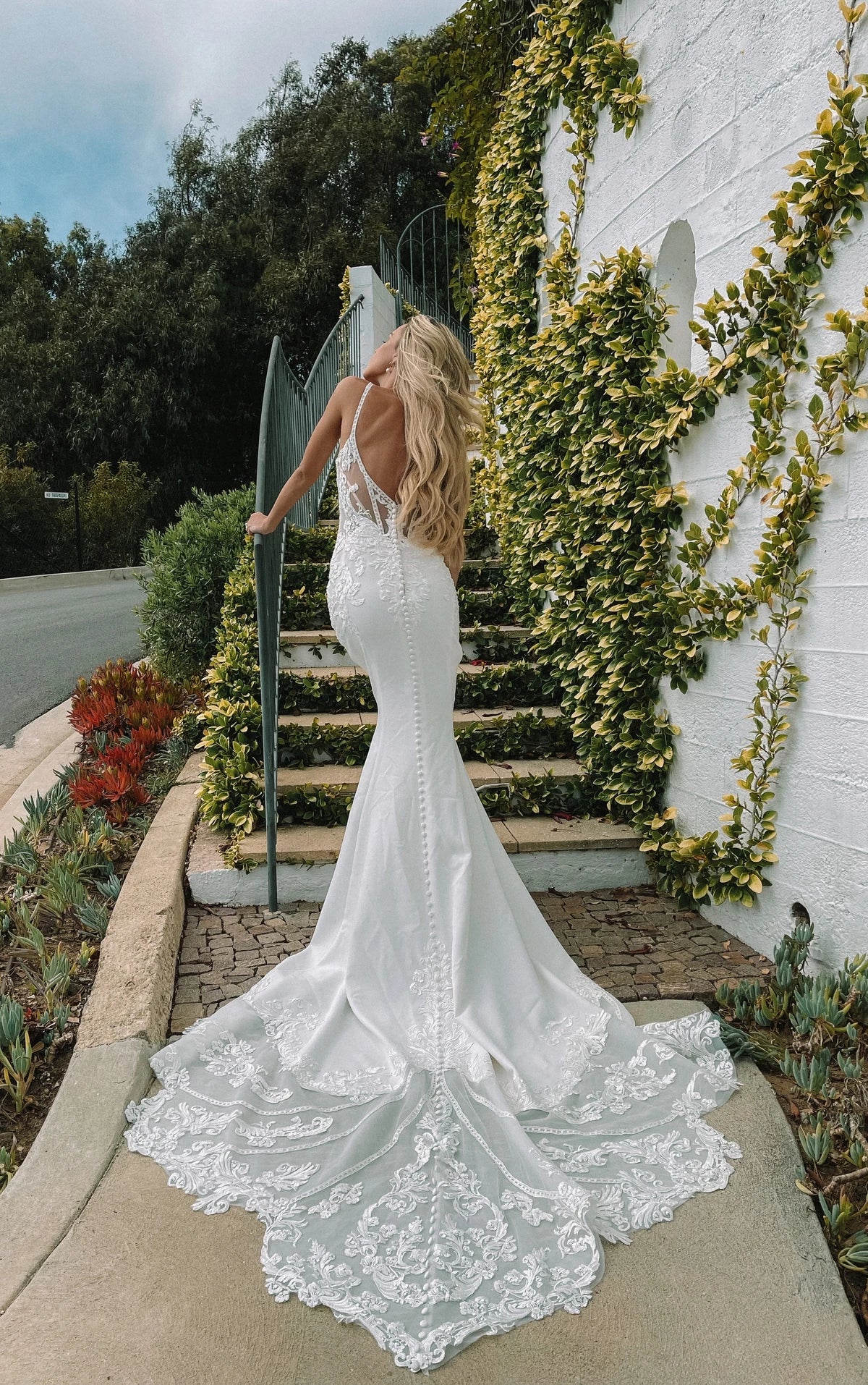 Martina Liana Sample Sale 1406