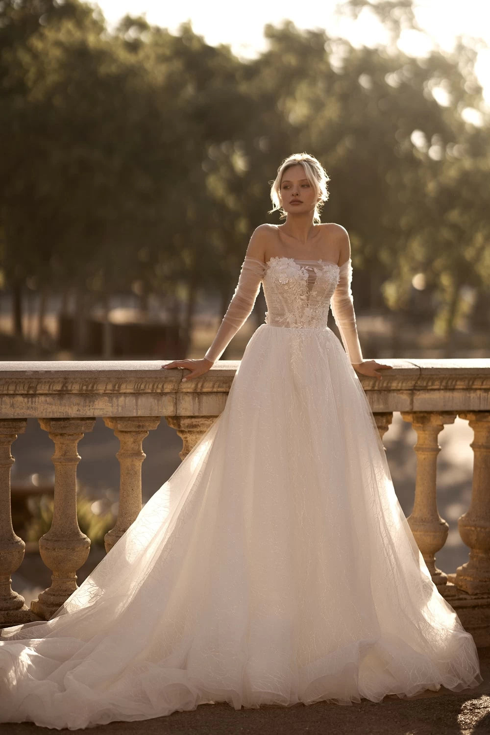 Olya Mak Sample Sale Style Electra