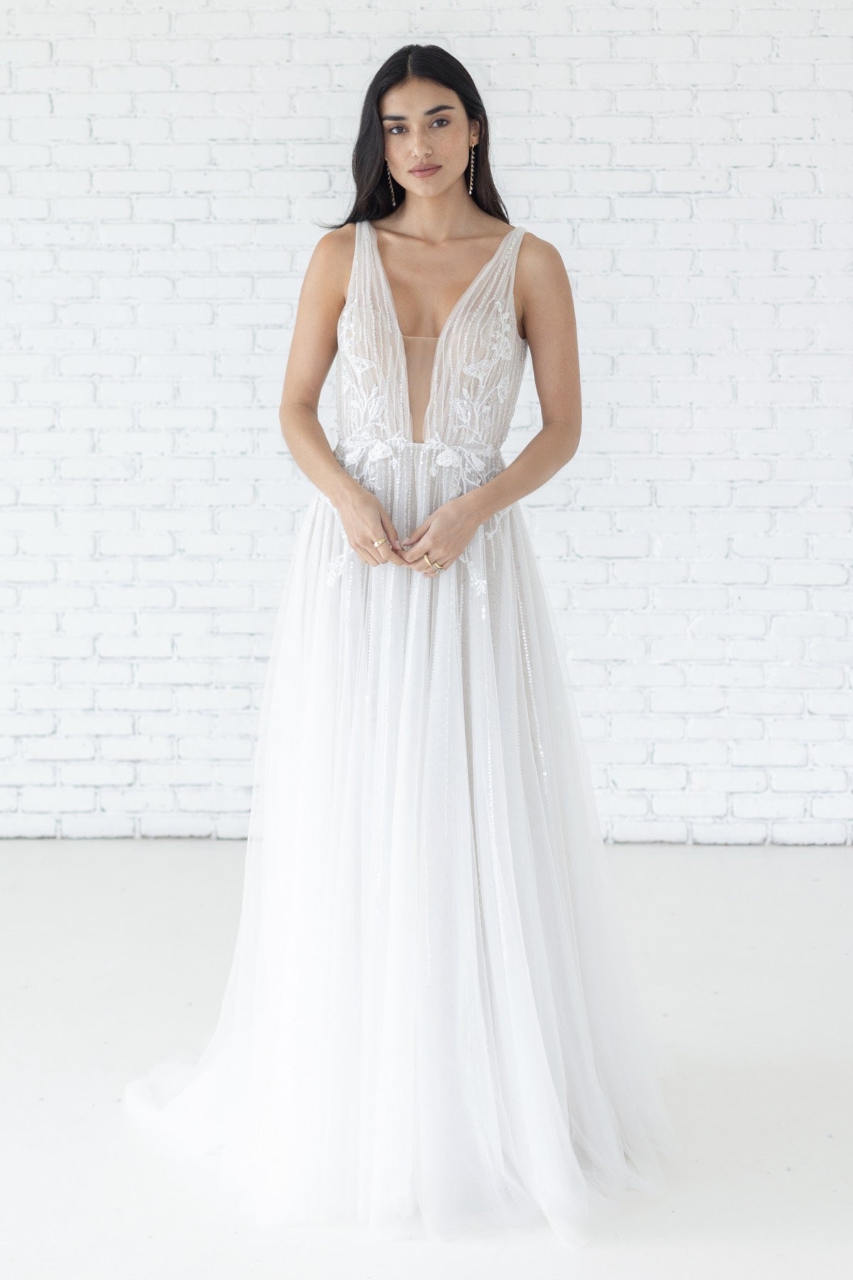 Willowby Sample Sale January