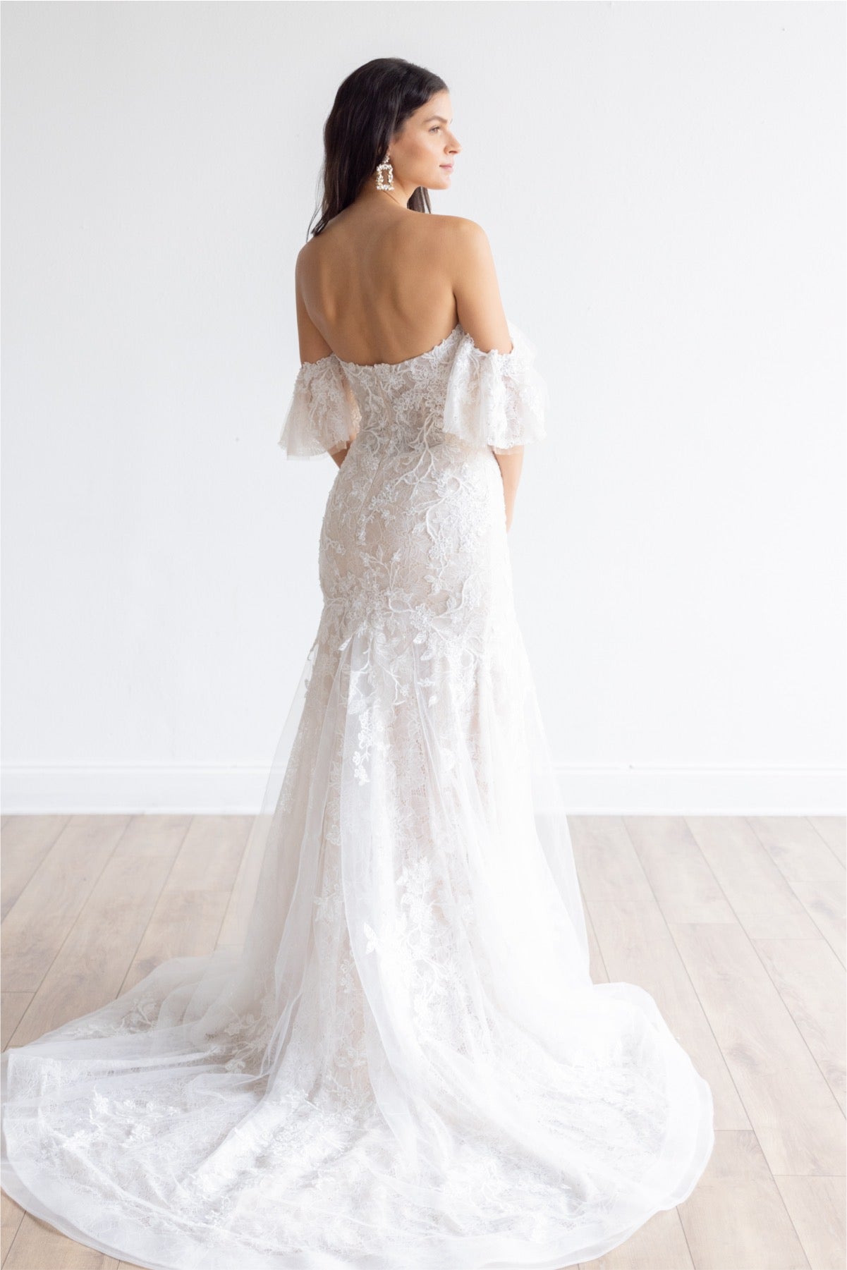 Watters Sample Sale Karessa