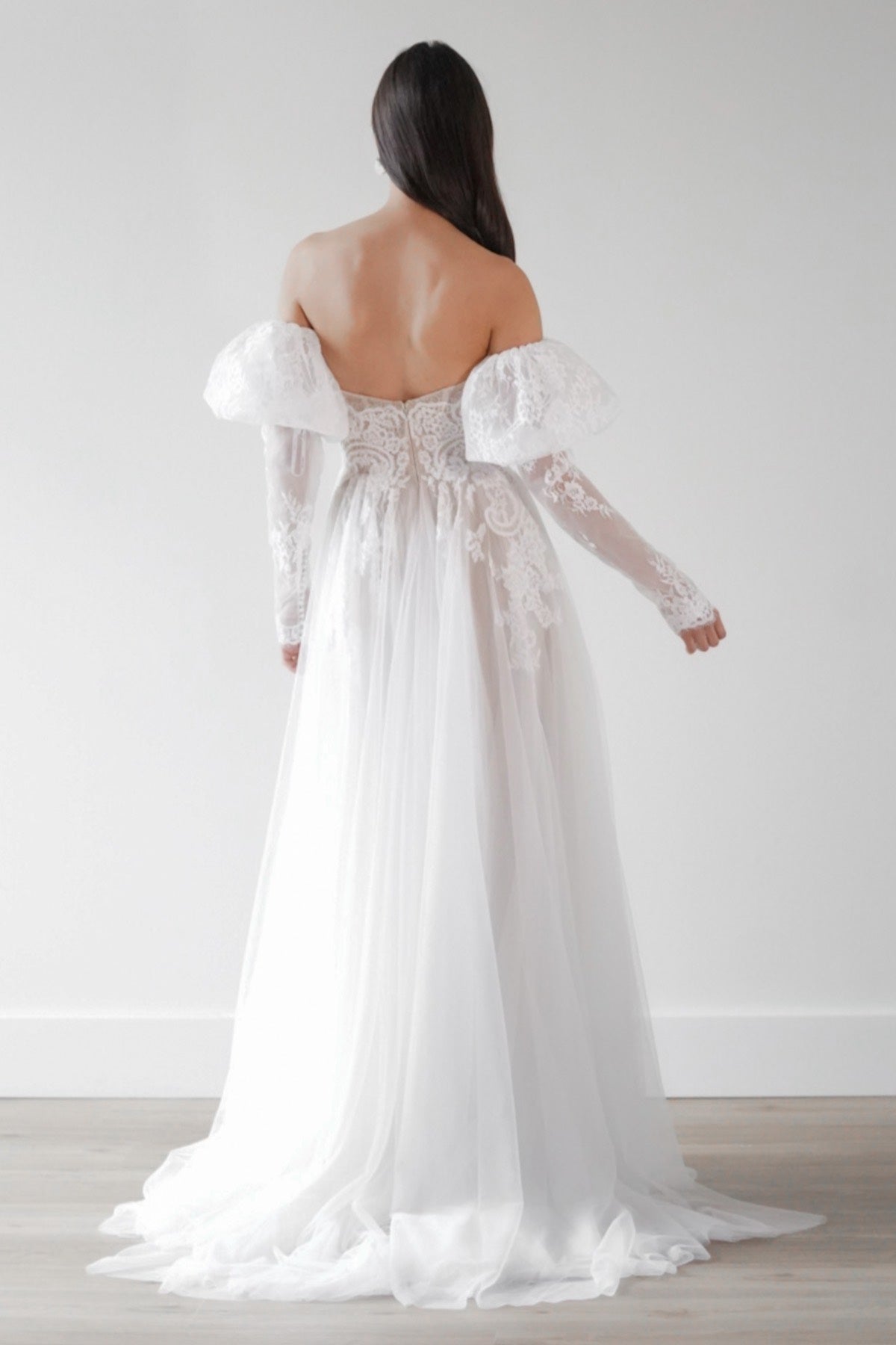 Watters Jaislyn (with Sleeves) Sample Sale