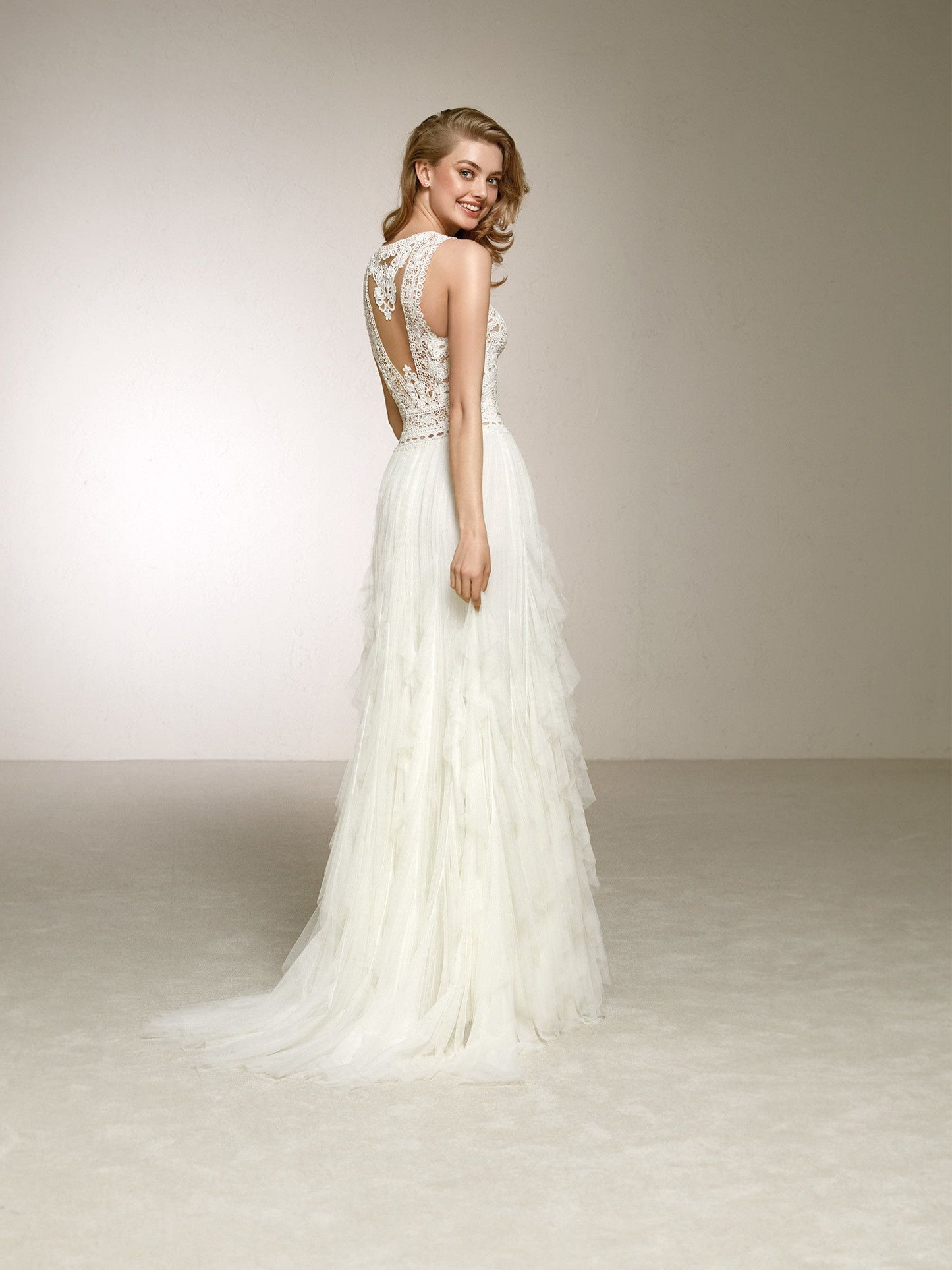 Pronovias Danaia Sample Sale