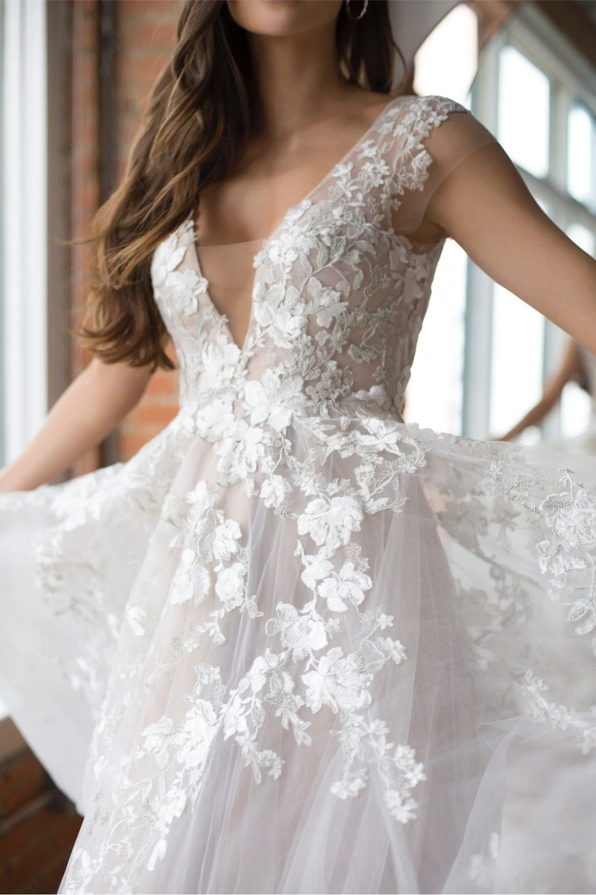 Watters Locket Prescott Sample Sale