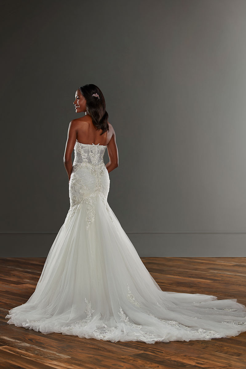 Martina Liana 1211 Sample Sale