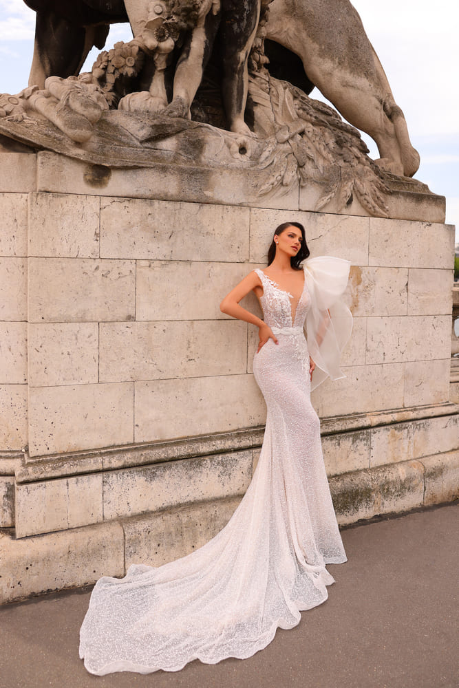 Michela Ferreiro Sample Sale Style Champagne
