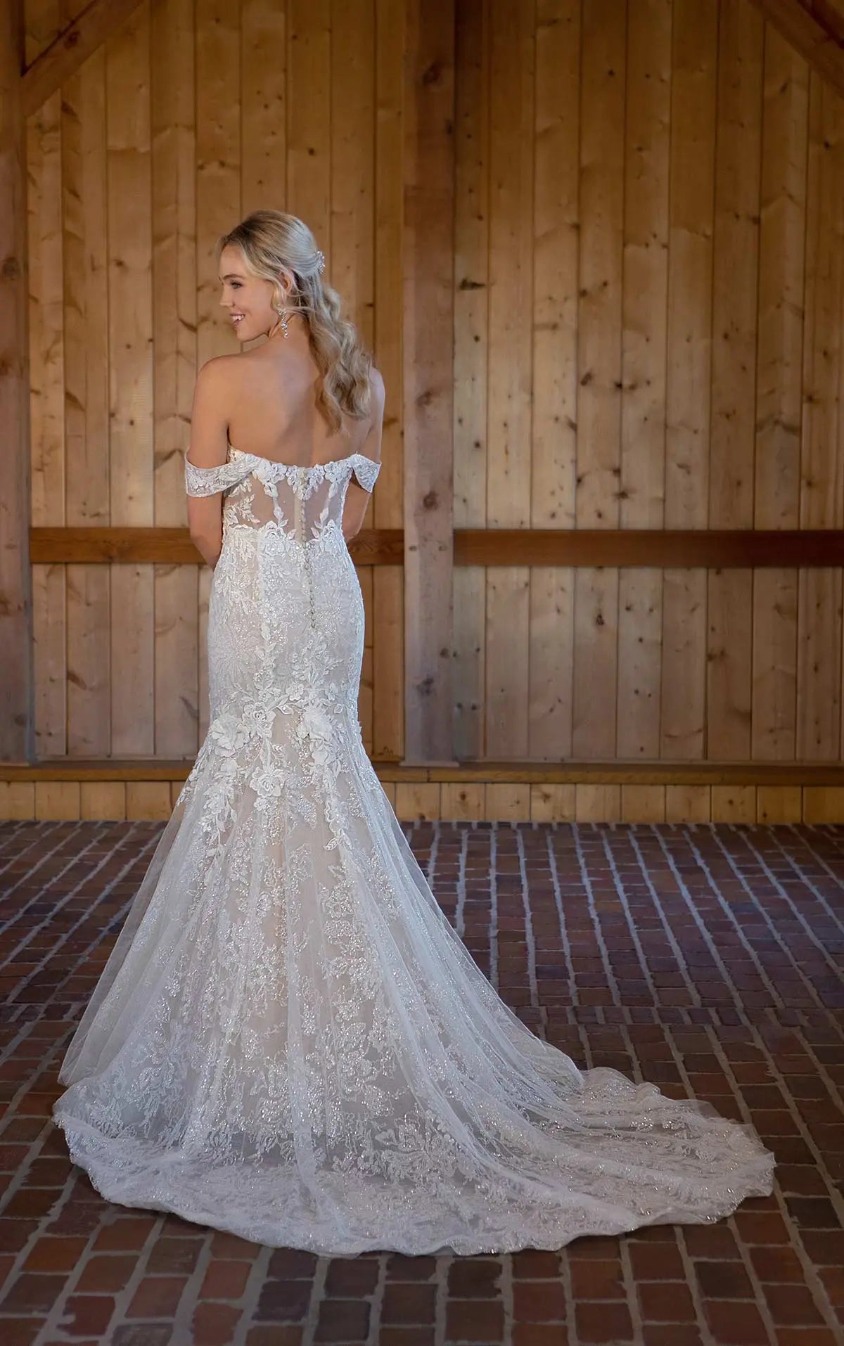 Essense of Australia D3374 Sample Sale