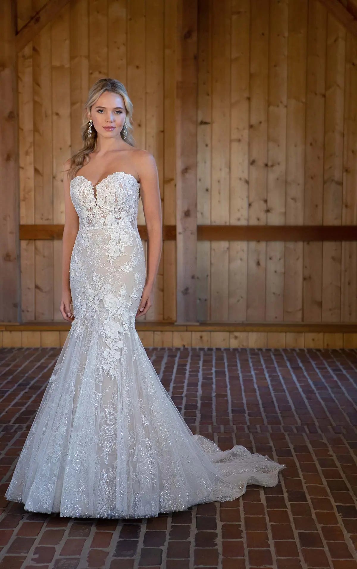 Essense of Australia D3374 Sample Sale