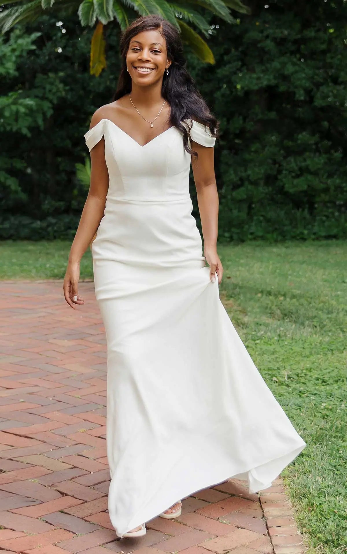 Essense of Australia Sample Sale D3457