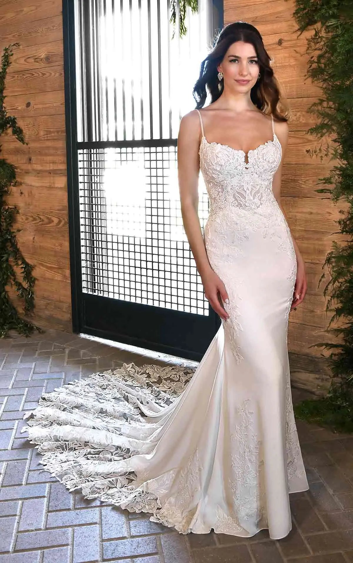 Essense of Australia Sample Sale D3458