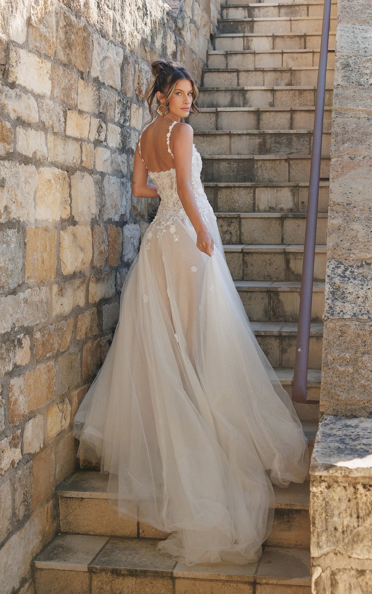 Essense of Australia D4148 Sample Sale