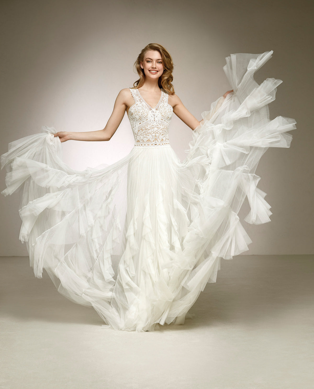 Pronovias Danaia Sample Sale