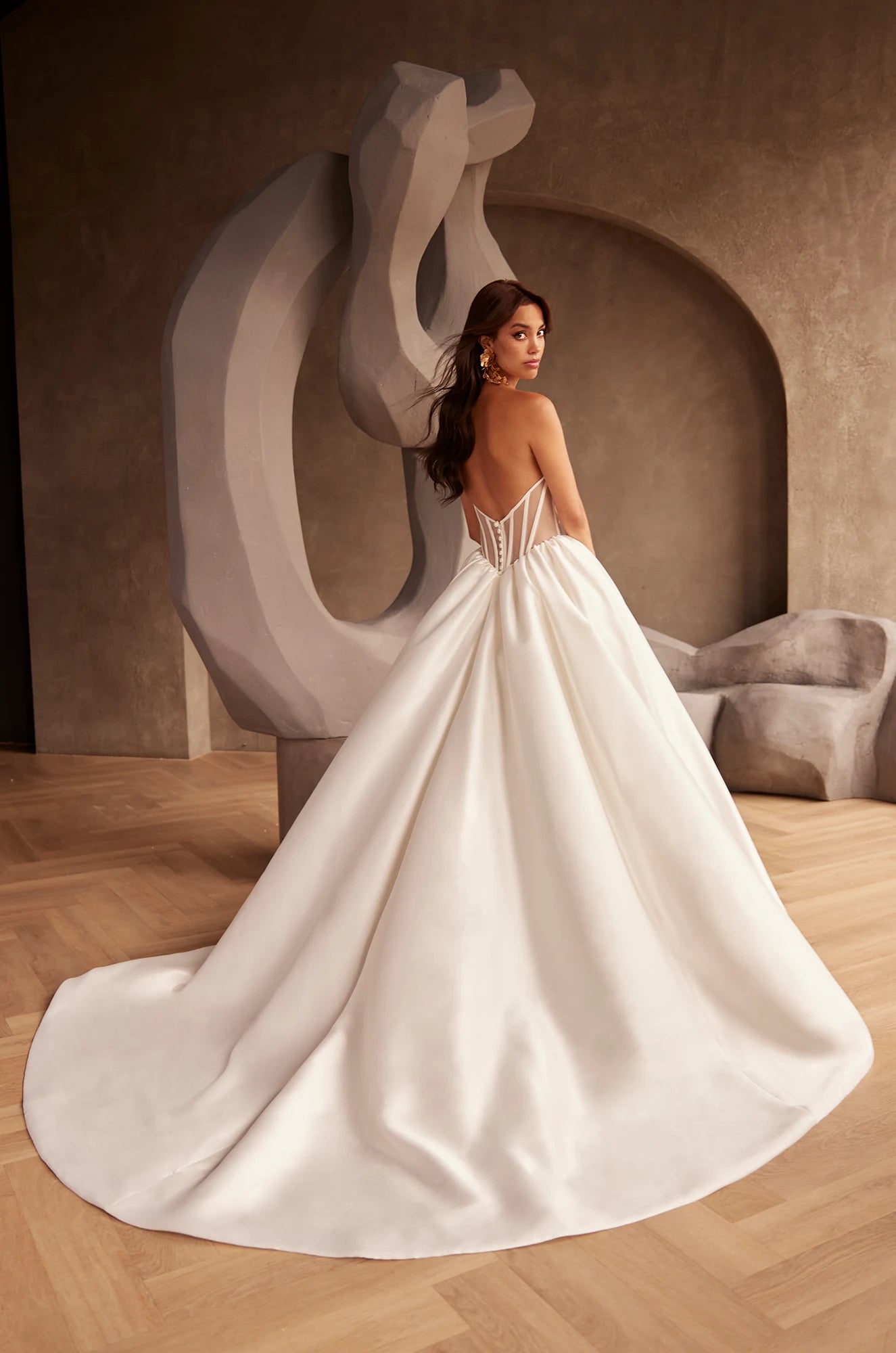 Paloma Blanca P5130