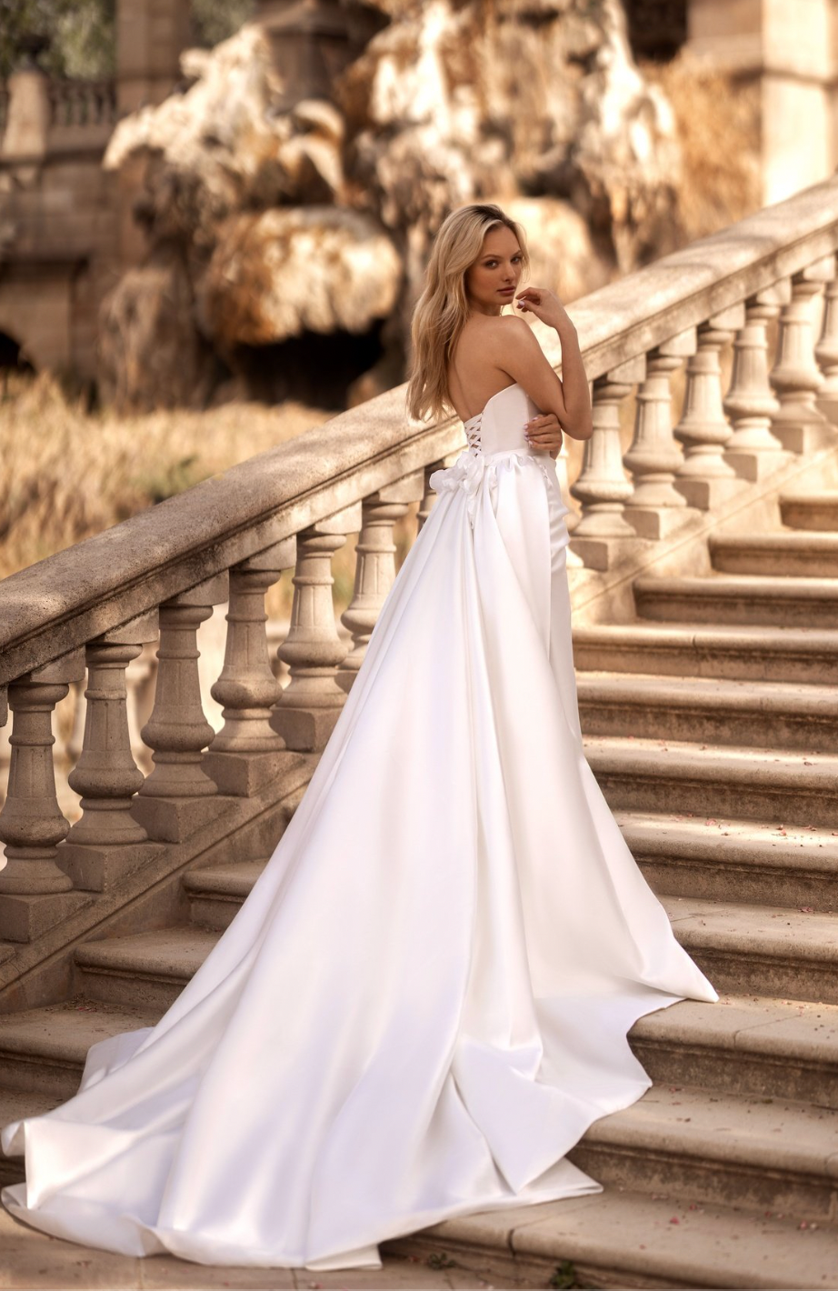 Olya Mak Sample Sale Love & Train