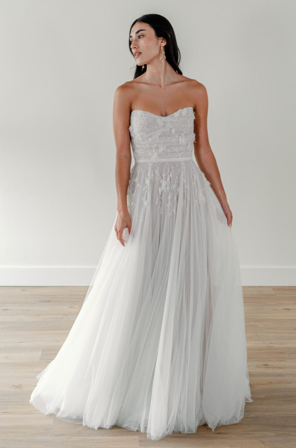 Willowby Sample Sale Alula