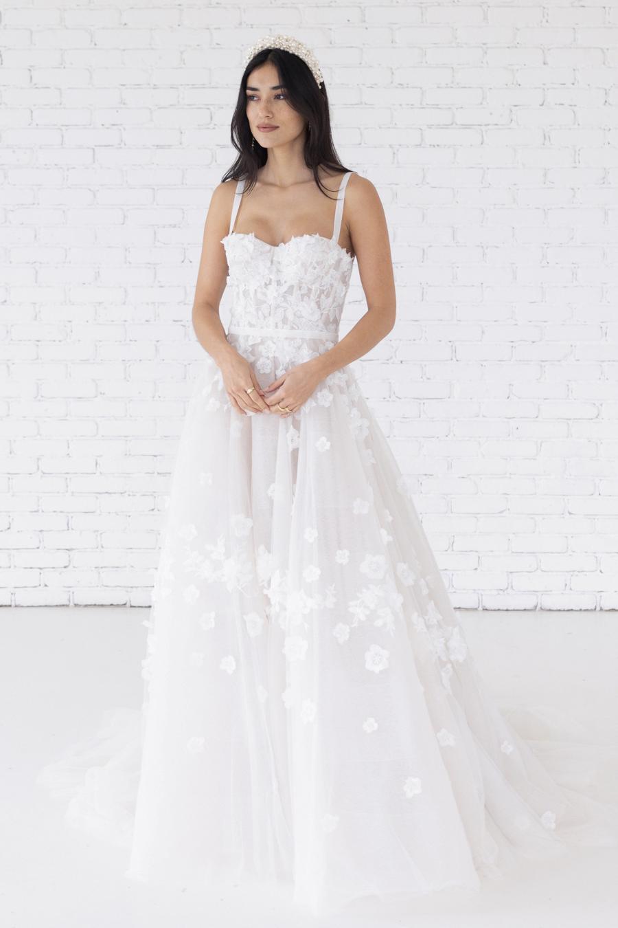 Willowby Style Abigail Sample Sale