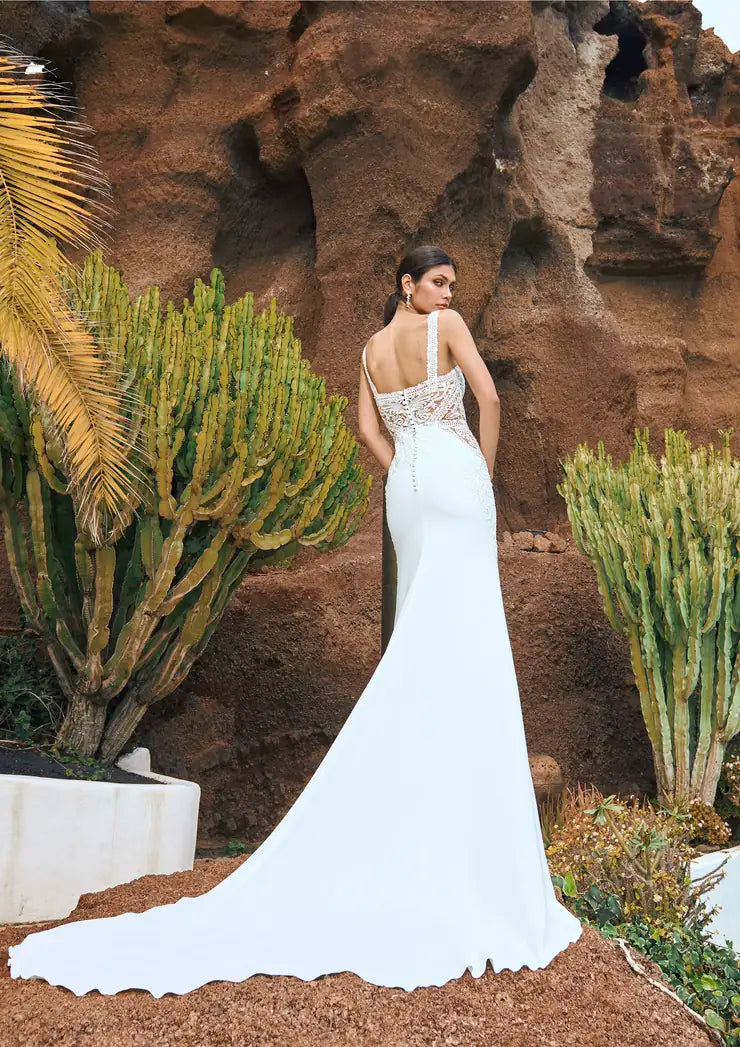 Pronovias Serengeti Sample Sale