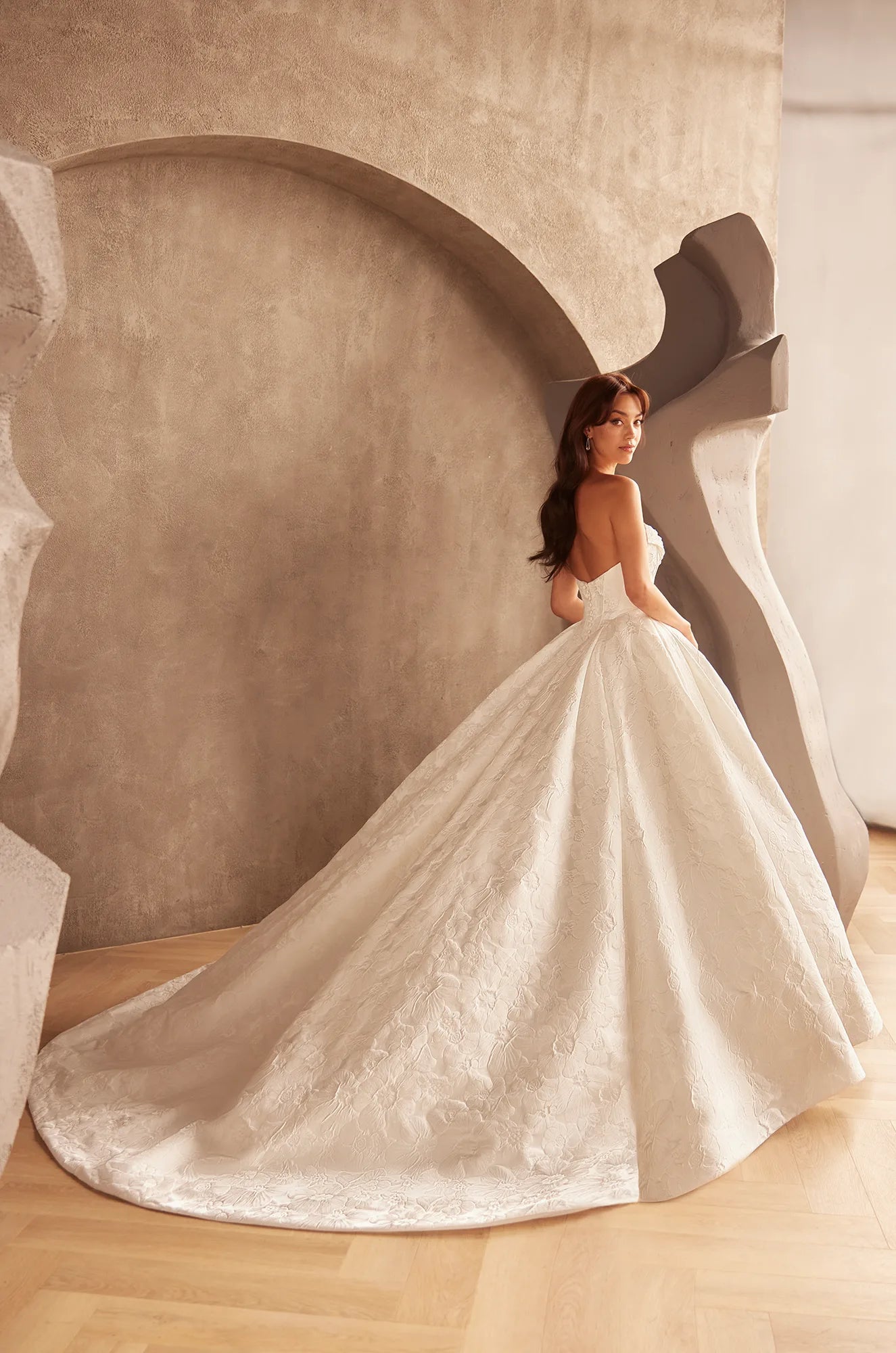 Paloma Blanca P5132