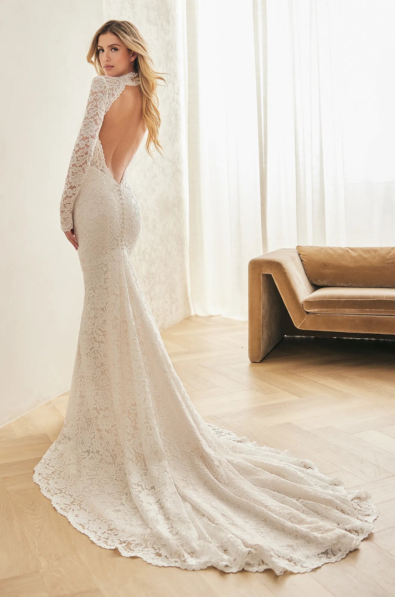 Mikaella M2550 Sample Sale