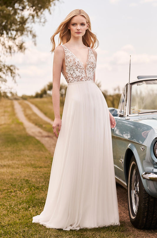 Mikaella Bridal Sample Sale M2296