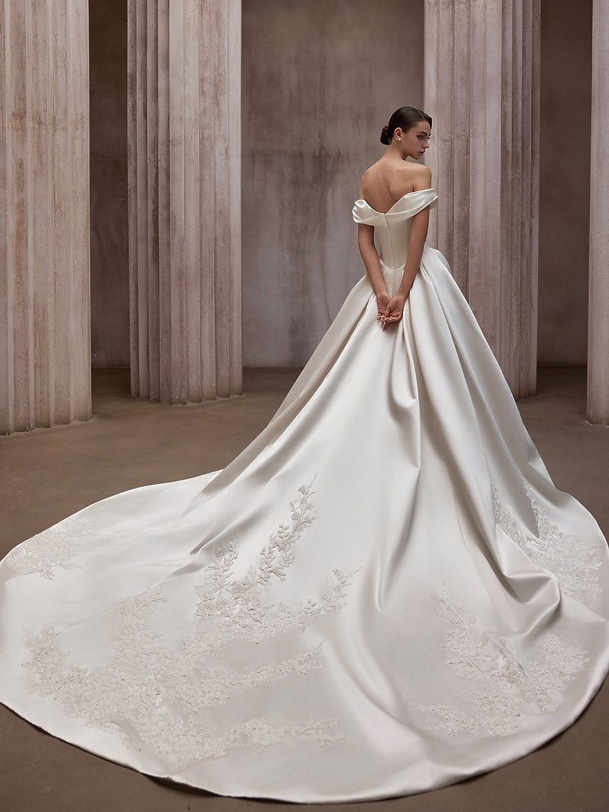 Hikaru Bridal Esmeria