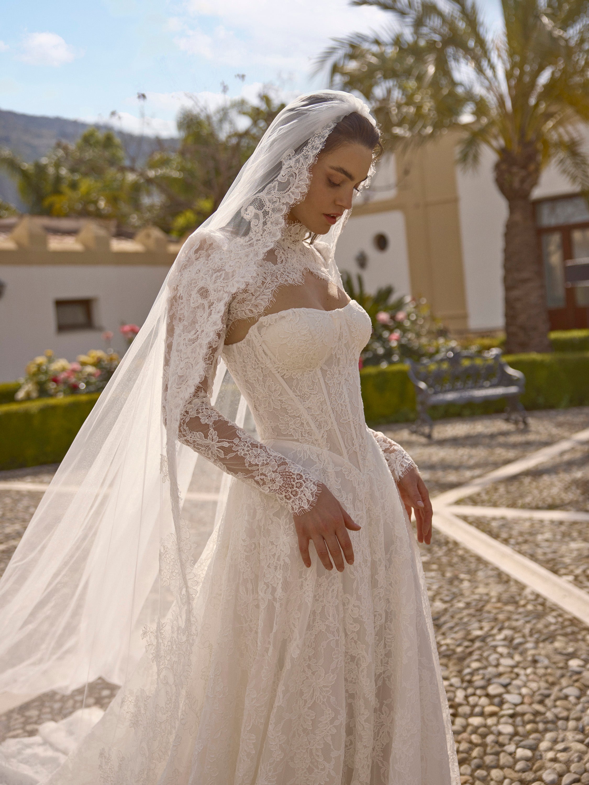 Ivory & Co. Bardot Clementine クレメンタイン Ivory & Co. Bardot 【Clementine】 | SNOW BRIDAL